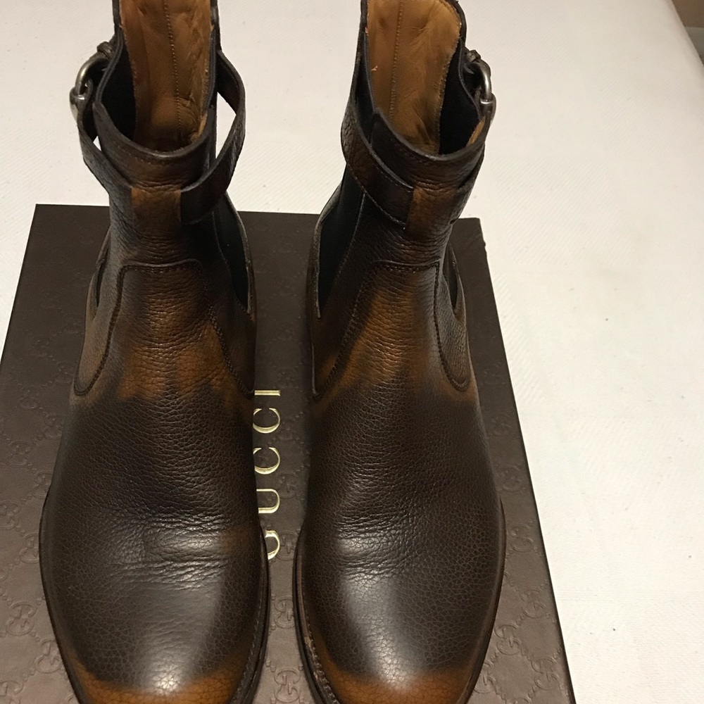 Men Gucci shoes